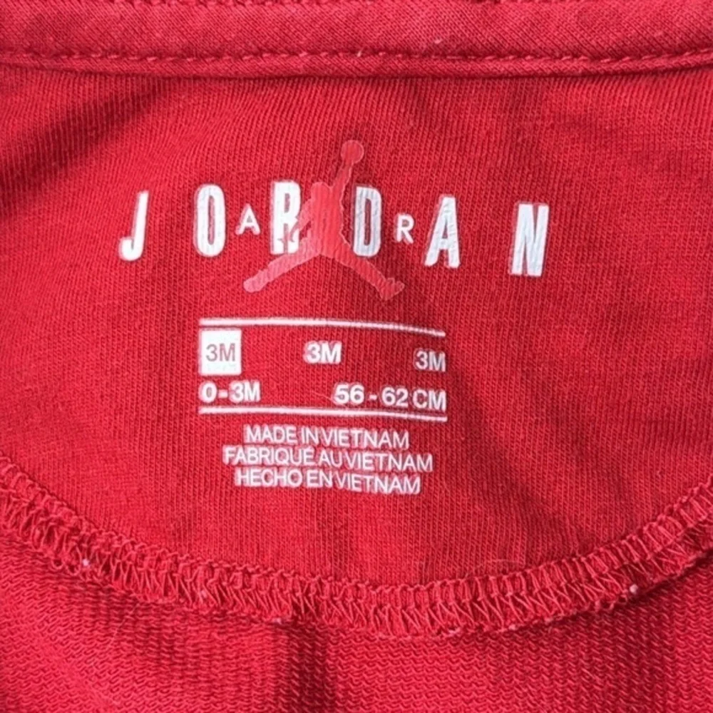 Air Jordan Nike red cotton‎ blend zip up hooded coverall size 0-3 months